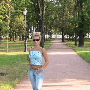 Meet your Posher, Marina